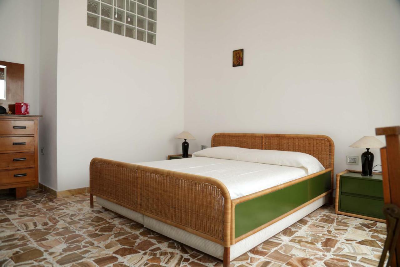Luxury Apt Apartment Calasetta Exterior foto