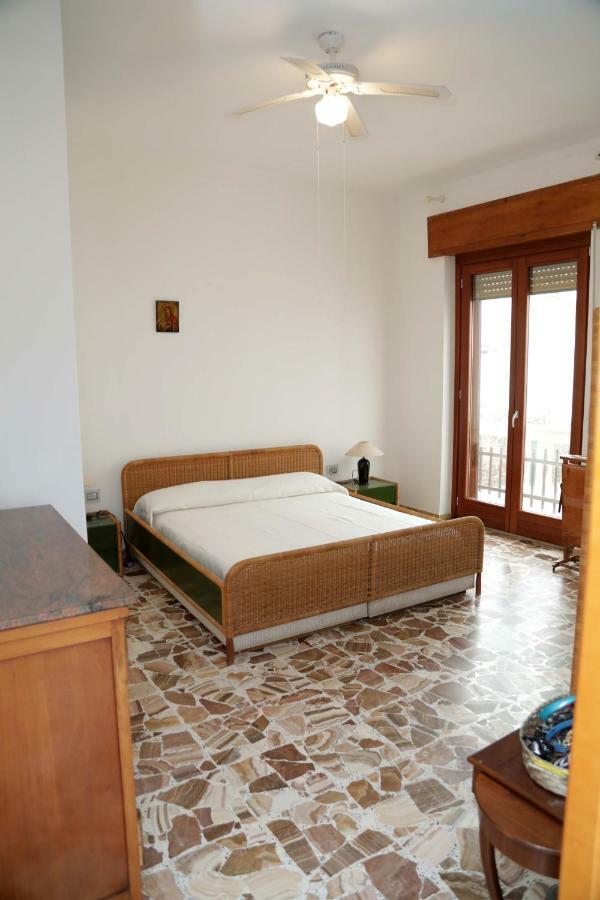 Luxury Apt Apartment Calasetta Exterior foto
