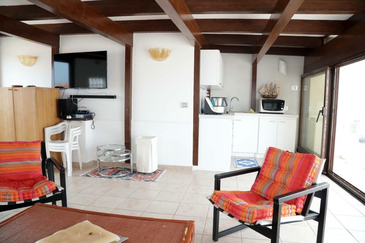 Luxury Apt Apartment Calasetta Exterior foto